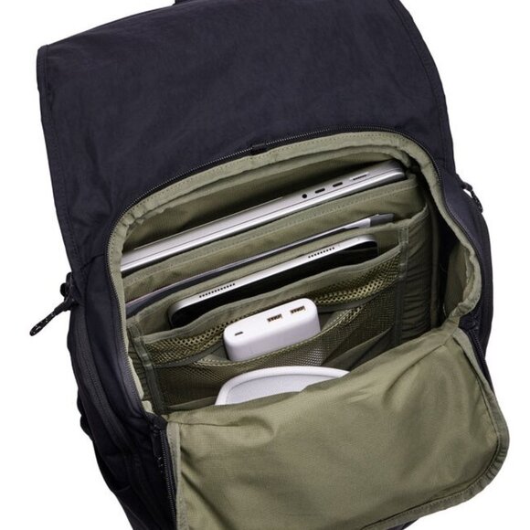 *Like New* Thule Paramount Commuter 27L Backpack - Picture 4 of 5